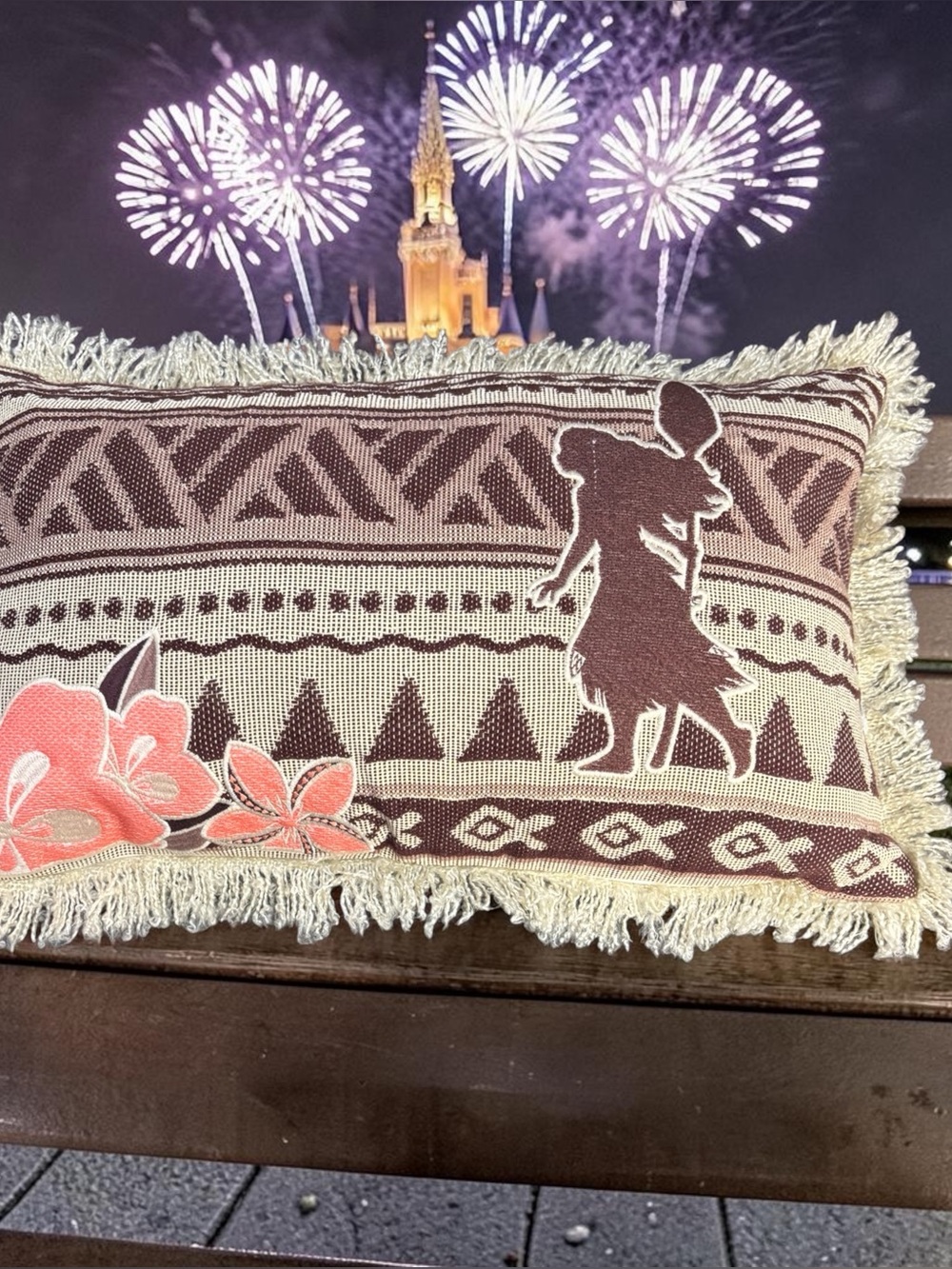 Walt Disney World Parks Moana Spotlight Woven Throw Pillow Appliqué Fringe Edges